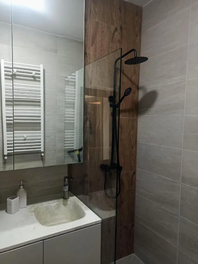 Stylish, Modern 2 Rooms Flat With City View, Near Presidential Palace 부쿠레슈티 0*,